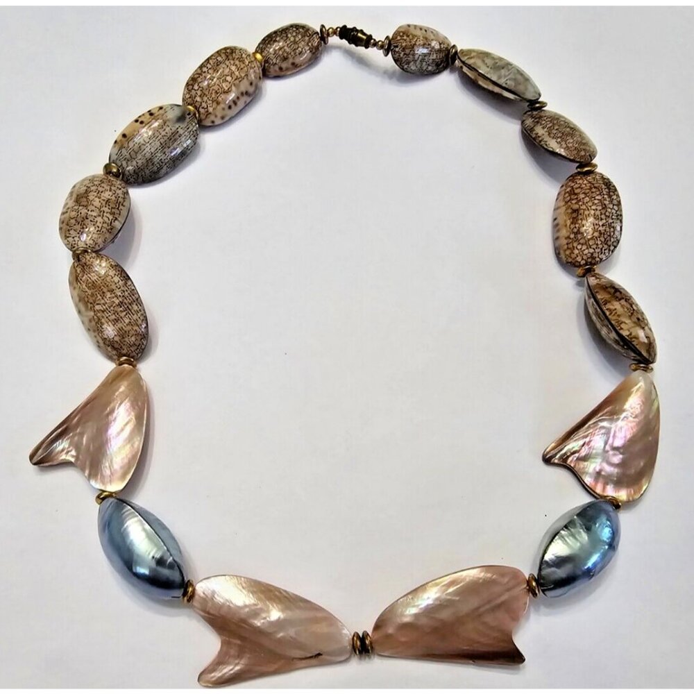 Mother of Pearl MOP Shells Seashell Necklace